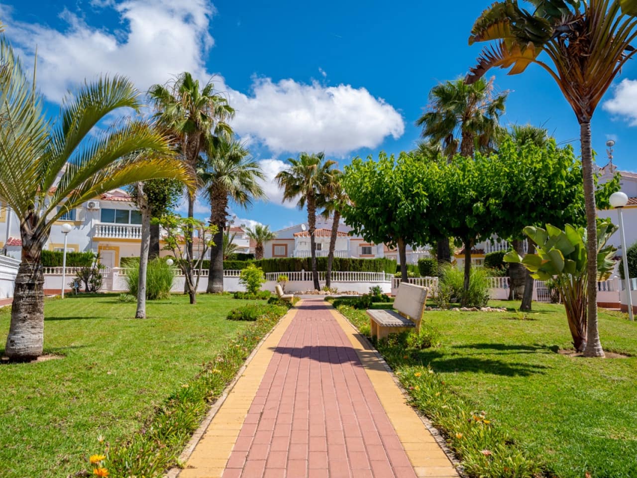 3 sypialnia Dom na sprzedaż w Orihuela Costa z basenem - 349 000 € (Ref: 9911278)