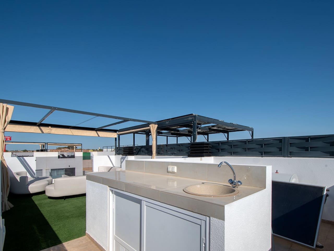 3 Zimmer Villa zu verkaufen in Ciudad Quesada mit Pool - 399.000 € (Ref: 9911279)