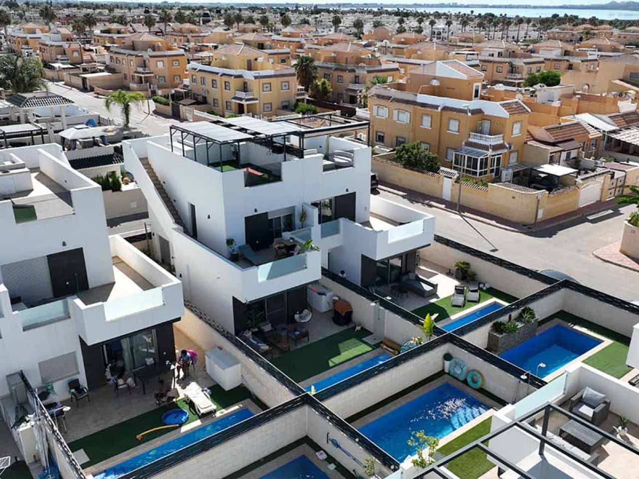 3 Zimmer Villa zu verkaufen in Ciudad Quesada mit Pool - 399.000 € (Ref: 9911279)