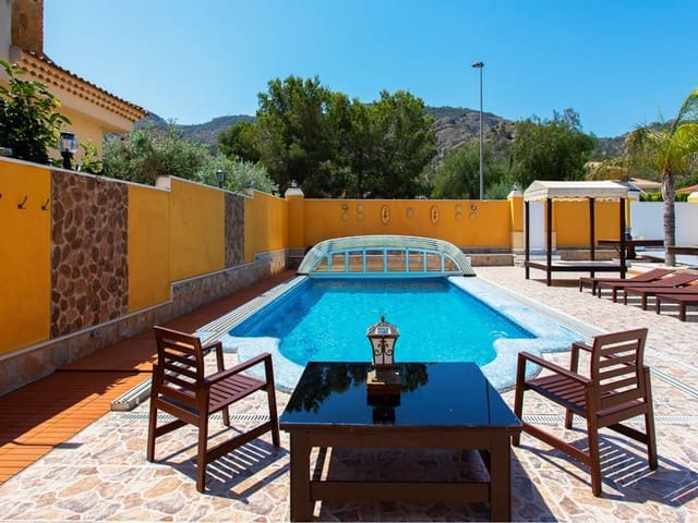 5 sovrum Villa till salu i Orihuela med pool - 490 000 € (Ref: 9922592)