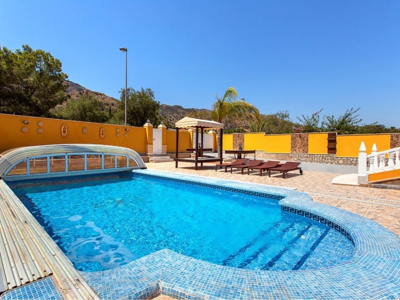 5 bedroom Villa for sale in Orihuela with pool - € 490,000 (Ref: 9922592)
