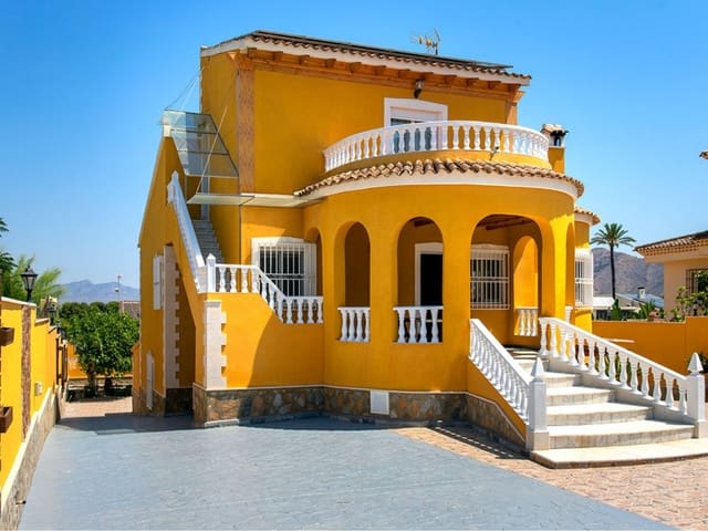 5 sovrum Villa till salu i Orihuela med pool - 490 000 € (Ref: 9922592)