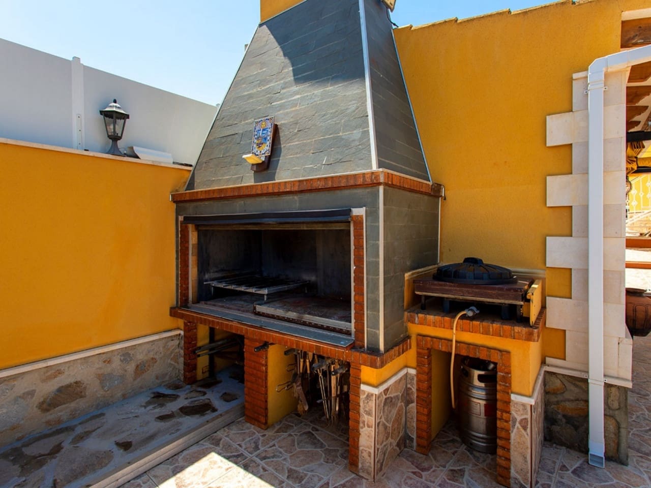 5 quarto Moradia para venda em Orihuela com piscina - 490 000 € (Ref: 9922592)