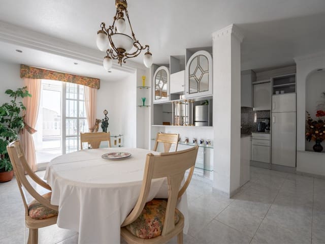 2 Zimmer Villa zu verkaufen in Los Balcones mit Pool - 339.900 € (Ref: 9934451)