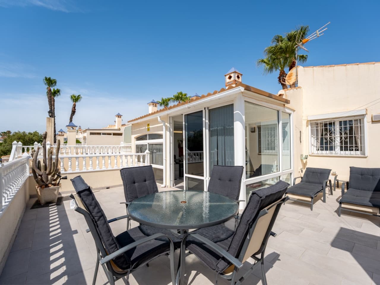 2 soverom Villa til salgs i Los Balcones med svømmebasseng - € 339 900 (Ref: 9934451)