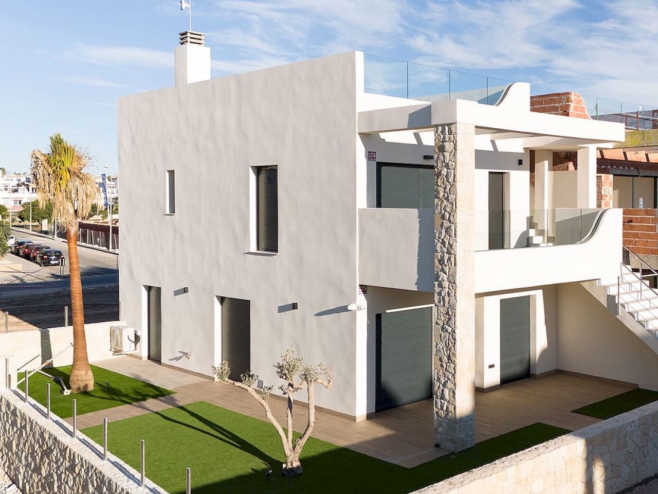 Adosado de 3 habitaciones en Orihuela Costa en venta con piscina garaje - 370.000 € (Ref: 9963401)