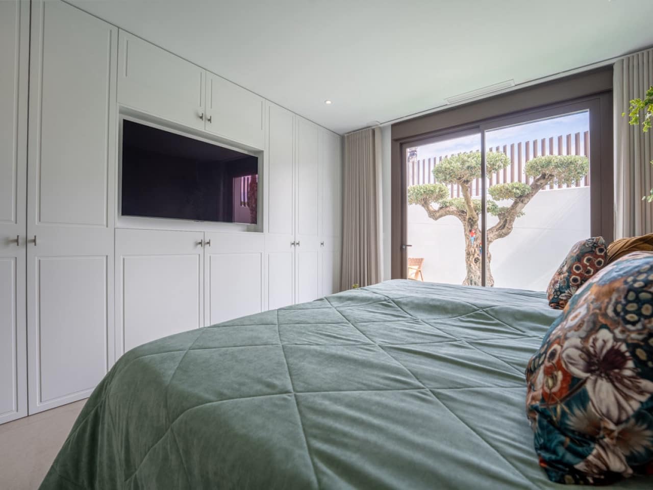 3 bedroom Villa for sale in Ciudad Quesada with pool garage - € 930,000 (Ref: 9970816)
