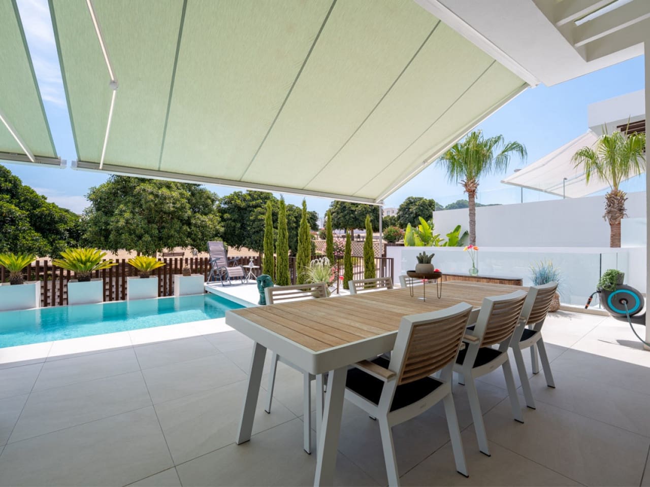 3 bedroom Villa for sale in Ciudad Quesada with pool garage - € 930,000 (Ref: 9970816)