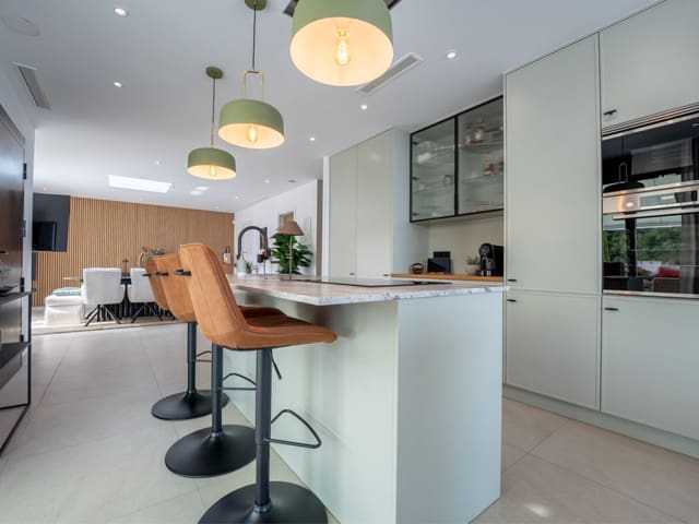 3 soveværelse Villa til salg i Ciudad Quesada, Rojales med swimmingpool garage - € 930.000 (Ref: 9970816)