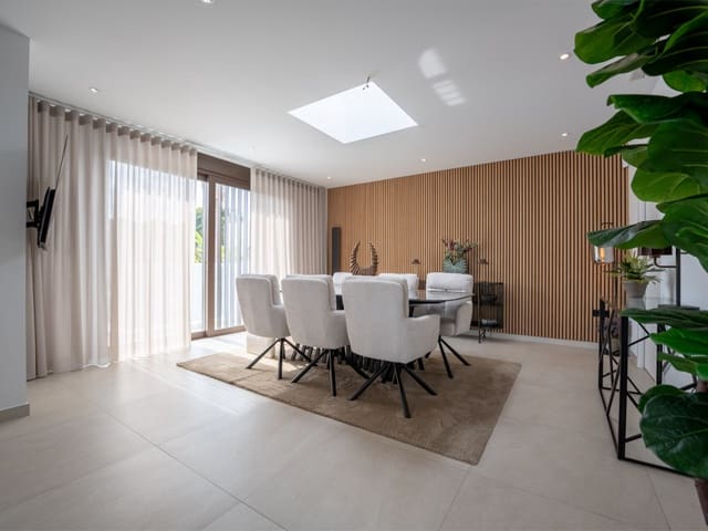 3 soveværelse Villa til salg i Ciudad Quesada, Rojales med swimmingpool garage - € 930.000 (Ref: 9970816)