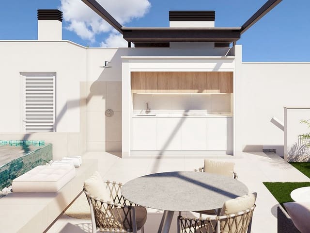 Adosado de 3 habitaciones en Pilar de la Horadada en venta con piscina garaje - 434.000 € (Ref: 9985202)