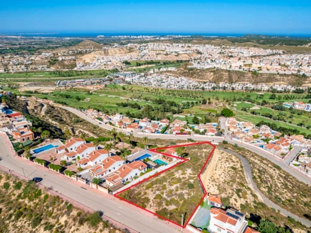 4 sypialnia Willa na sprzedaż w Ciudad Quesada, Rojales z basenem garażem - 1 590 000 € (Ref: 9987059)