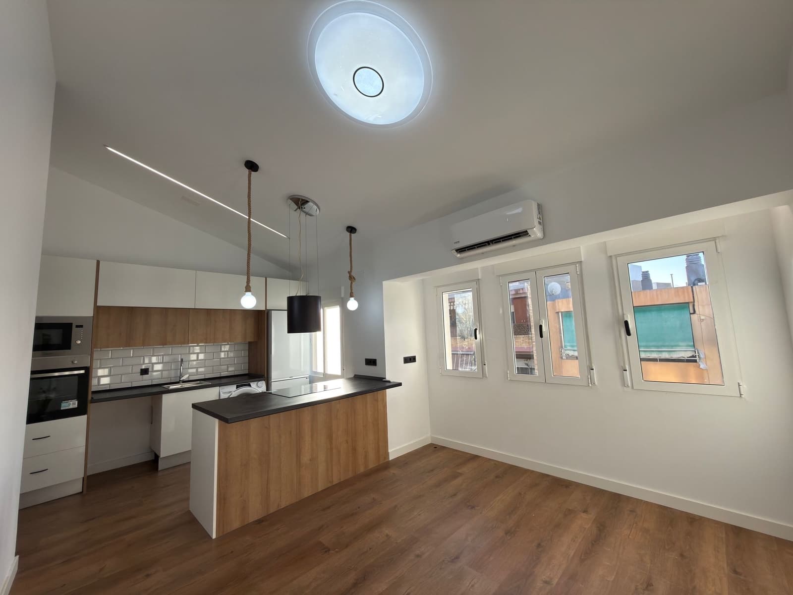 2 soveværelse Lejlighed til salg i Alicante by - € 183.000 (Ref: 9428943)