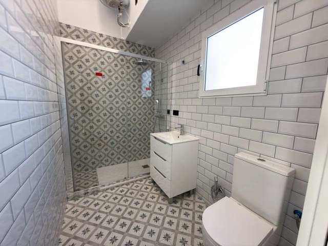 2 soveværelse Lejlighed til salg i San Blas, Alicante by - € 185.000 (Ref: 9428943)