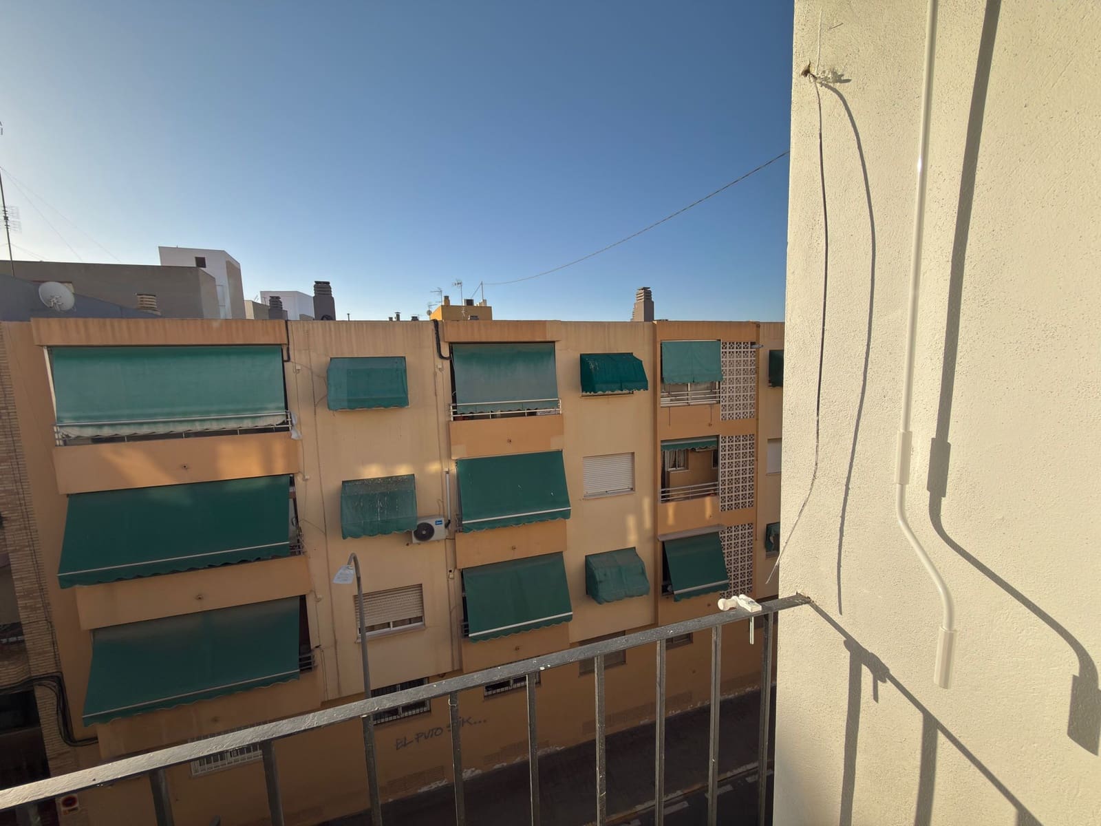 2 soveværelse Lejlighed til salg i Alicante by - € 183.000 (Ref: 9428943)