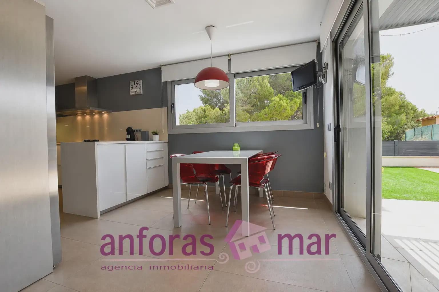 5 bedroom Villa for sale in El Vendrell with pool garage - € 798,000 (Ref: 10018080)
