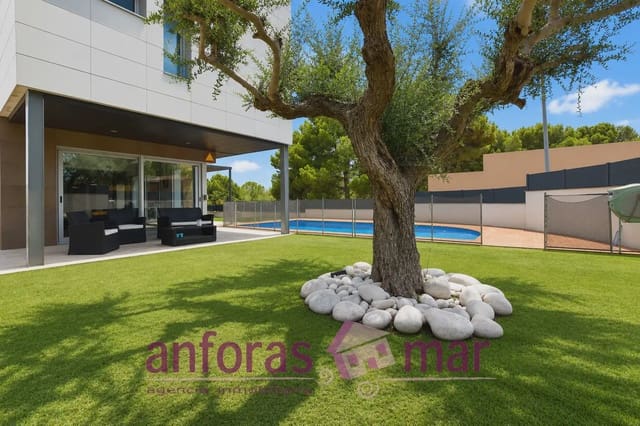 5 bedroom Villa for sale in El Vendrell with pool garage - € 798,000 (Ref: 10018080)