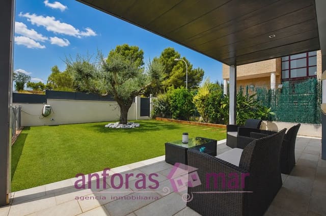 5 bedroom Villa for sale in El Vendrell with pool garage - € 798,000 (Ref: 10018080)