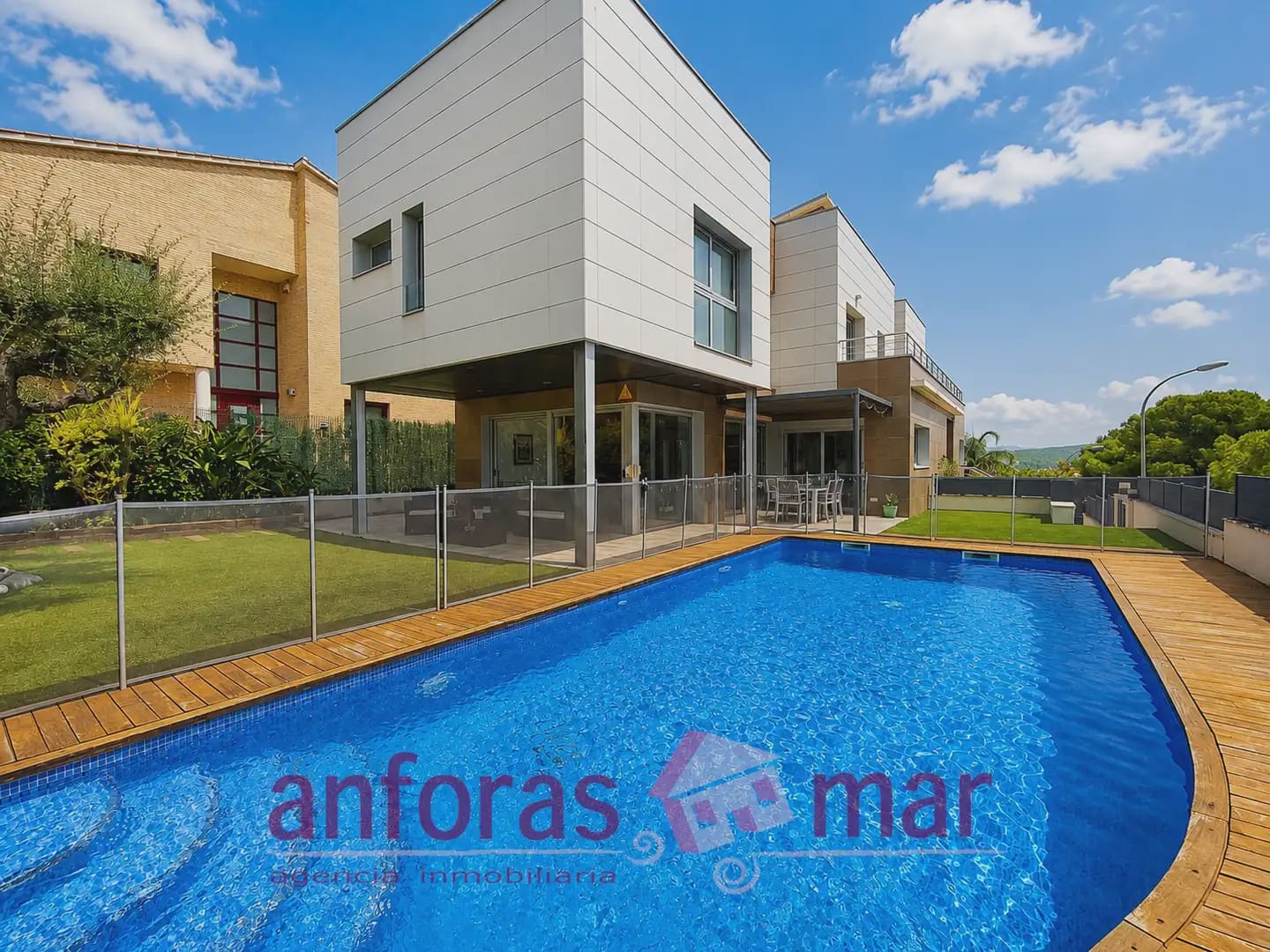 5 bedroom Villa for sale in El Vendrell with pool garage - € 798,000 (Ref: 10018080)