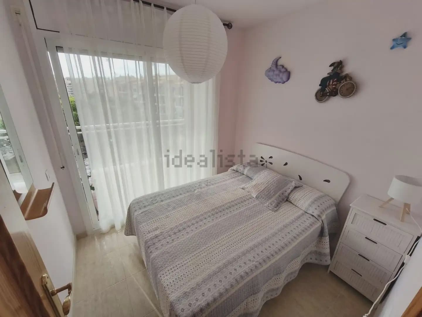 3 soveværelse Penthouse til leje i Torredembarra med swimmingpool garage - € 700 (Ref: 10041443)