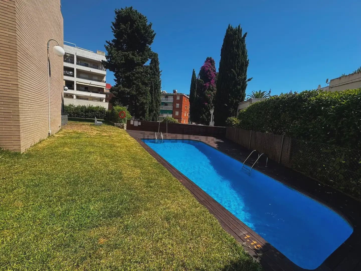 Appartement de 2 chambres à louer à Torredembarra avec piscine garage - 775 € (Ref: 10041445)