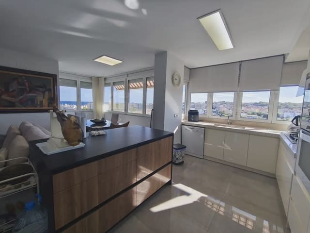 3 slaapkamer Penthouse te koop in Torredembarra - € 339.900 (Ref: 10089991)