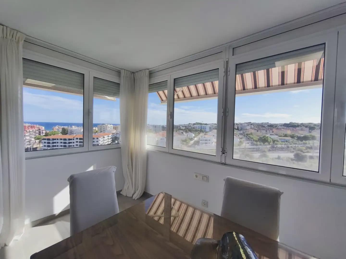 3 slaapkamer Penthouse te koop in Torredembarra - € 339.900 (Ref: 10089991)
