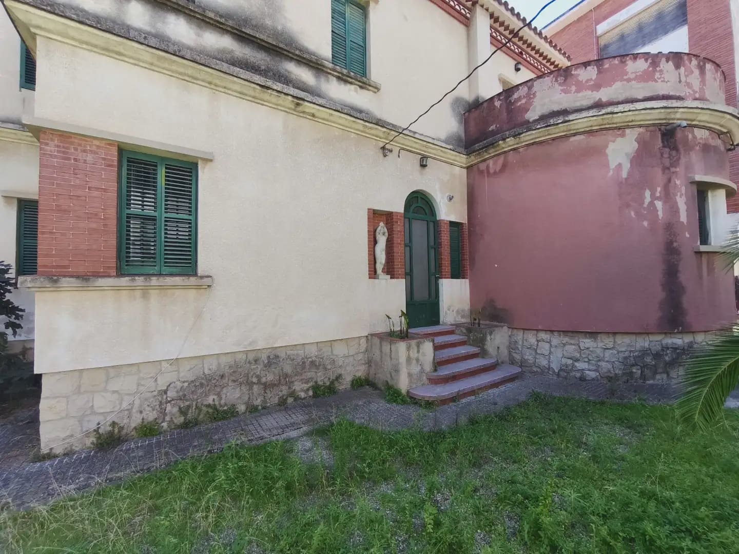 8 sypialnia Willa na sprzedaż w Torredembarra z garażem - 900 000 € (Ref: 10090050)