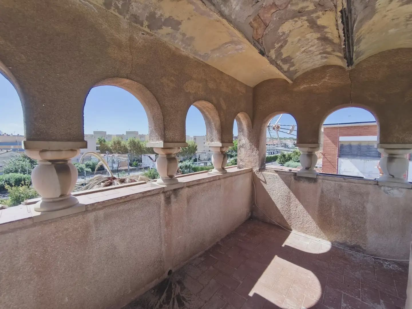 8 sypialnia Willa na sprzedaż w Torredembarra z garażem - 900 000 € (Ref: 10090050)