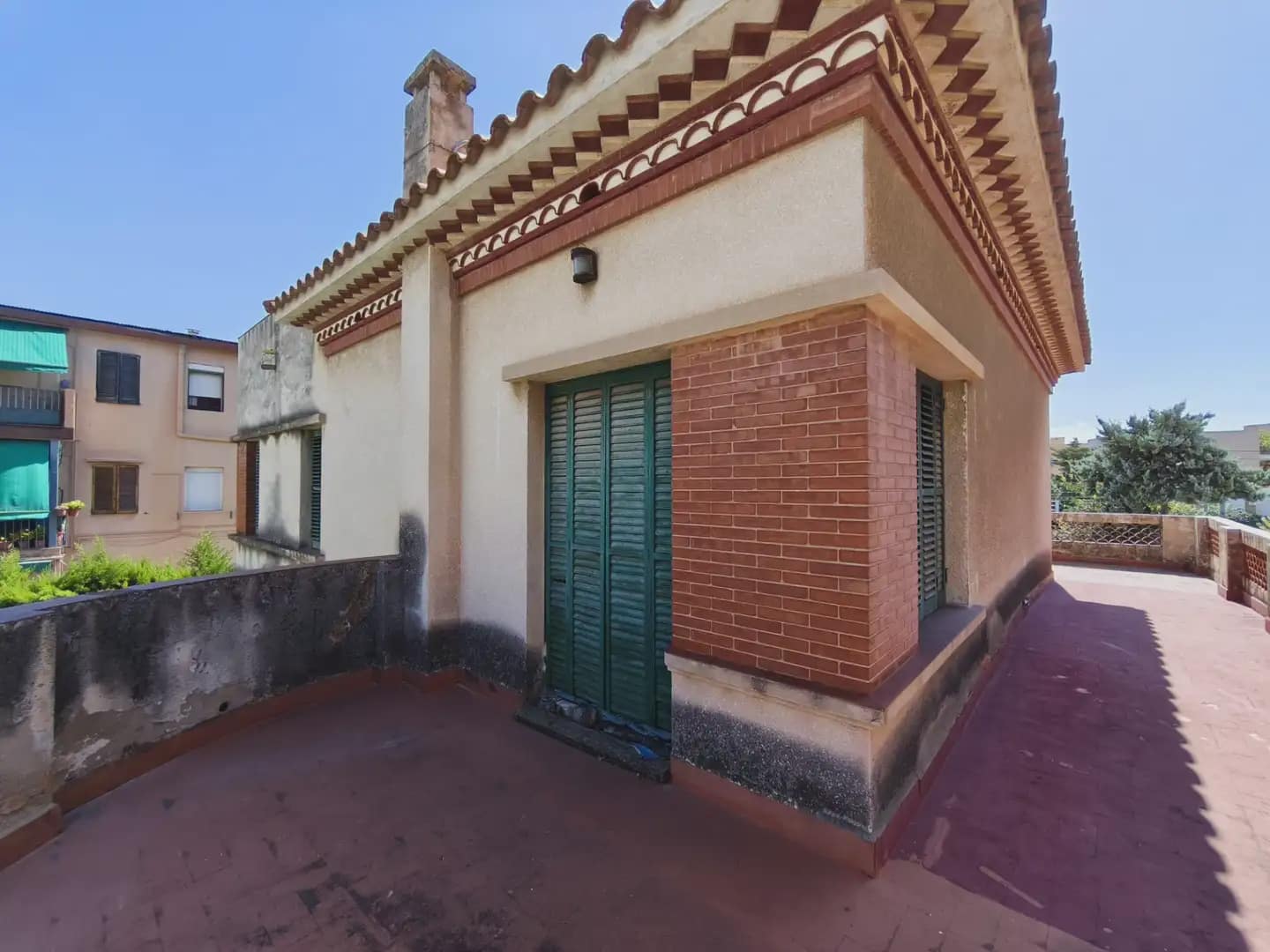 8 sypialnia Willa na sprzedaż w Torredembarra z garażem - 900 000 € (Ref: 10090050)