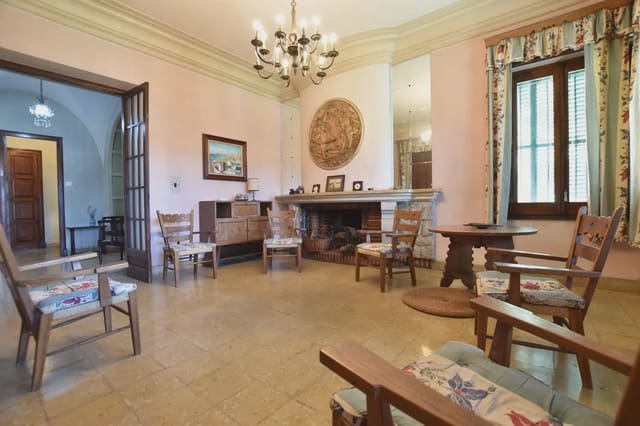 8 sypialnia Willa na sprzedaż w Torredembarra z garażem - 900 000 € (Ref: 10090050)