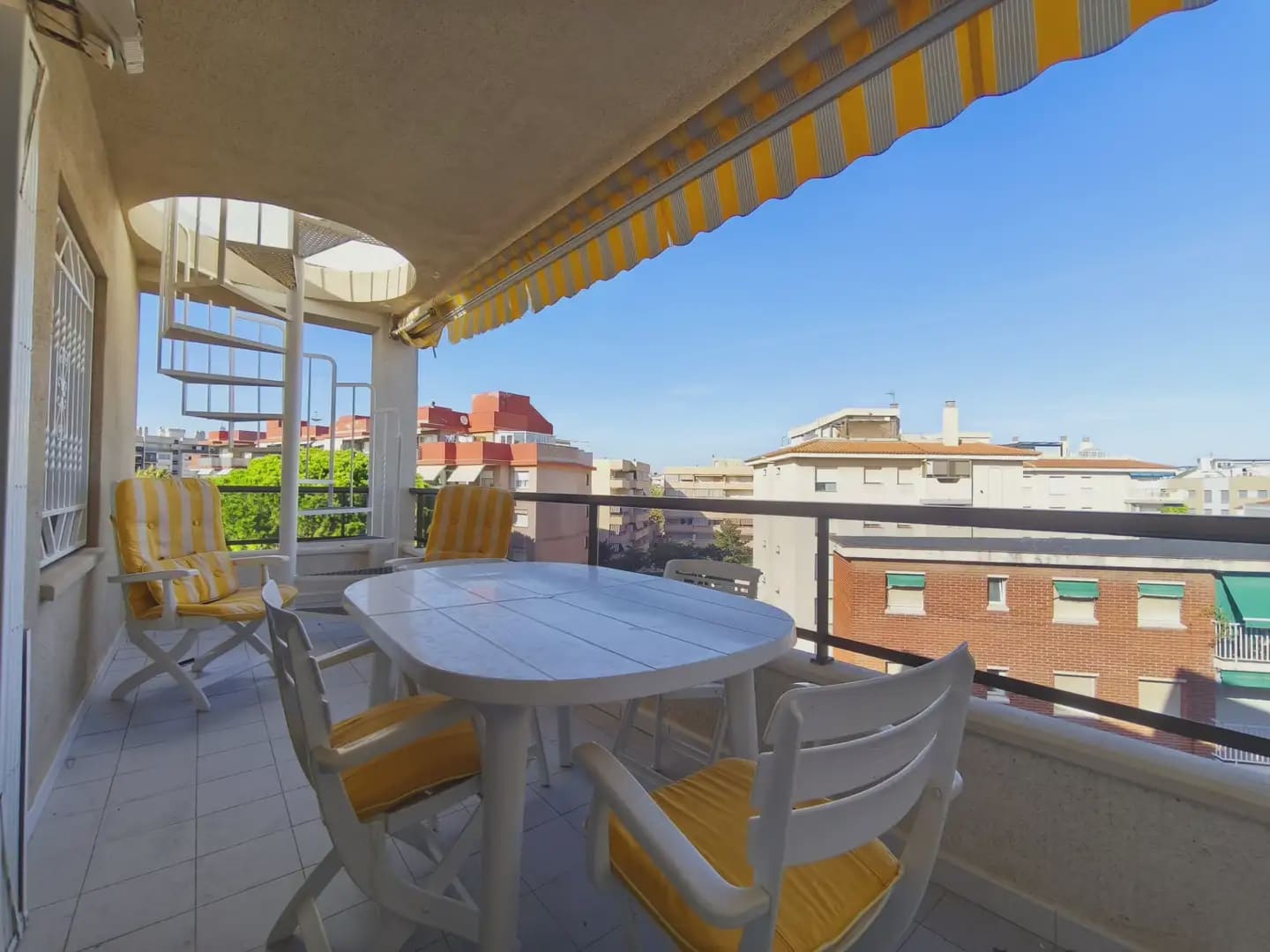 2 chambre Penthouse à vendre à Torredembarra avec piscine garage - 265 000 € (Ref: 10098792)