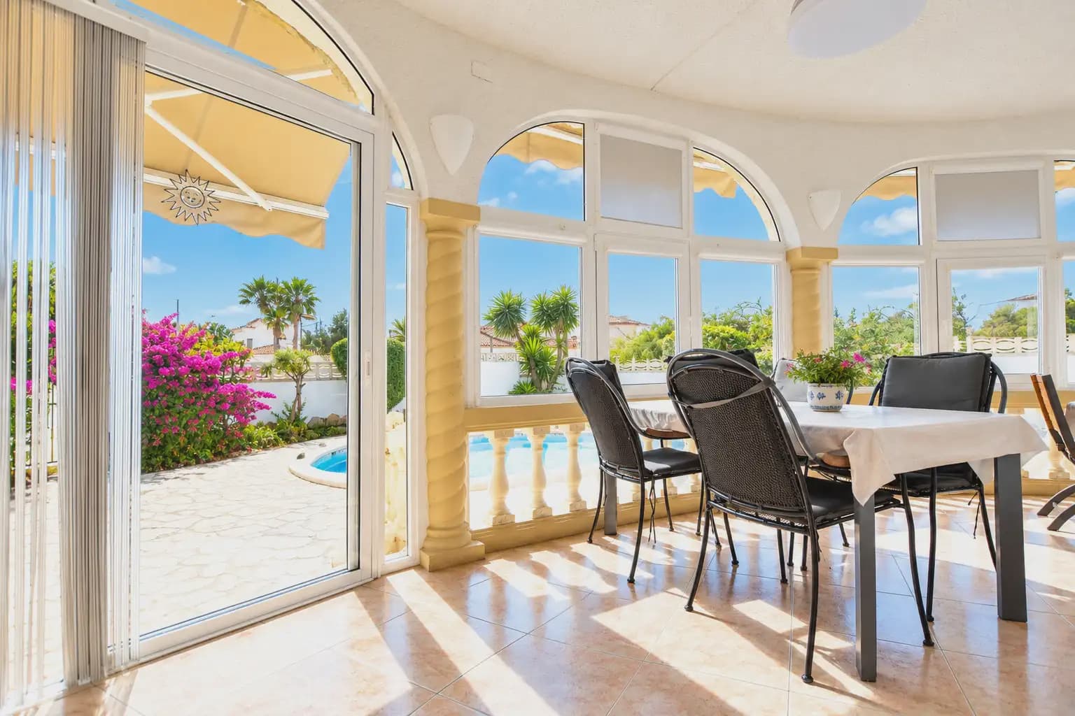 3 sypialnia Willa na sprzedaż w Mont-roig del Camp z basenem garażem - 395 000 € (Ref: 10163328)