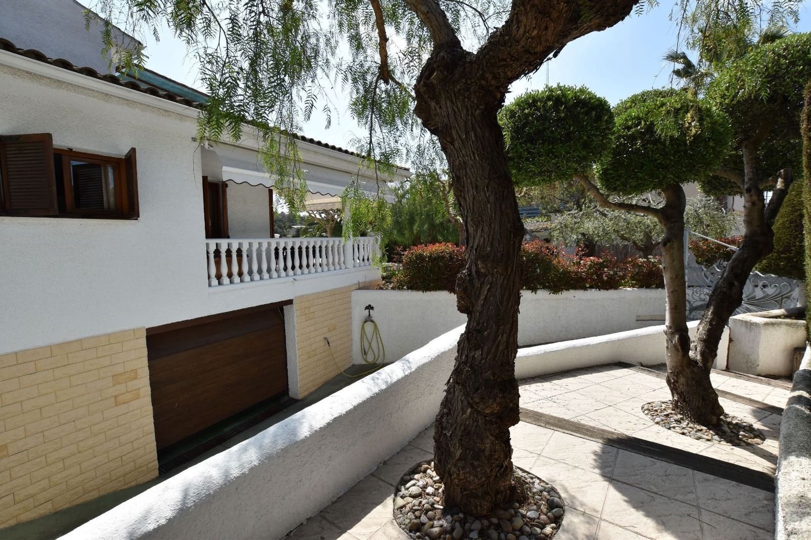 4 bedroom Villa for sale in Tarragona city with pool garage - € 775,000 (Ref: 4798895)