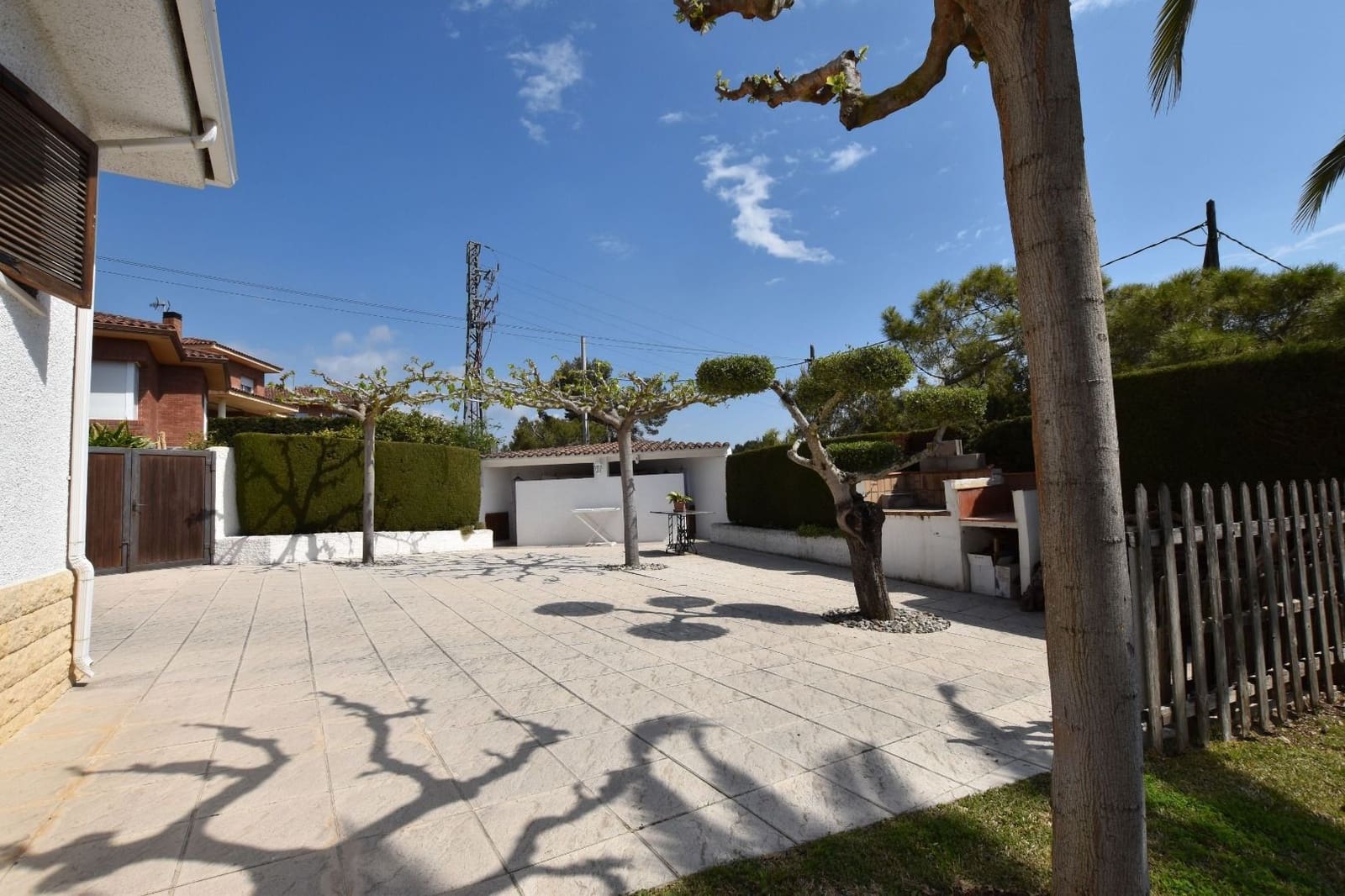 4 bedroom Villa for sale in Tarragona city with pool garage - € 775,000 (Ref: 4798895)