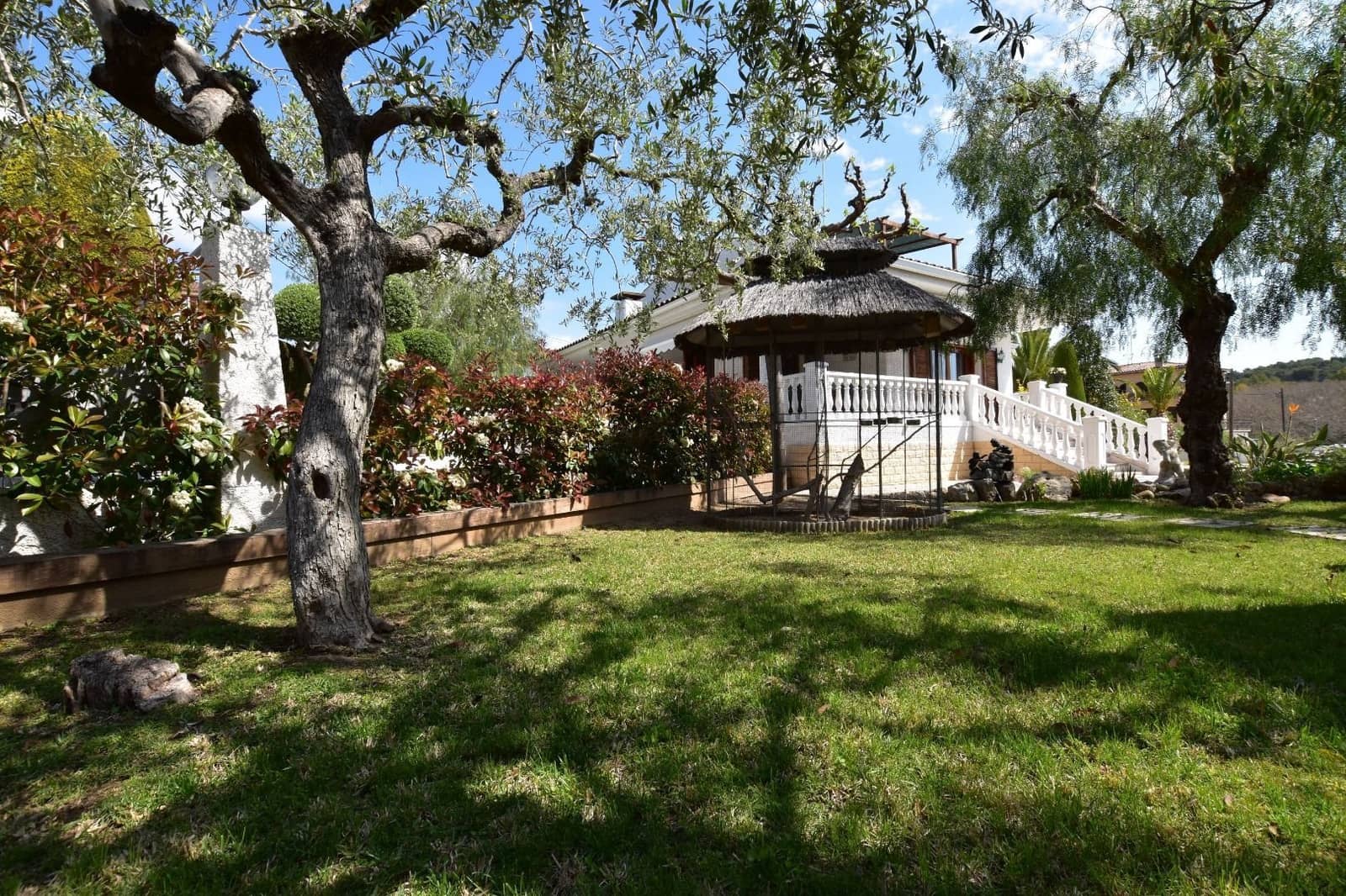 4 bedroom Villa for sale in Tarragona city with pool garage - € 775,000 (Ref: 4798895)