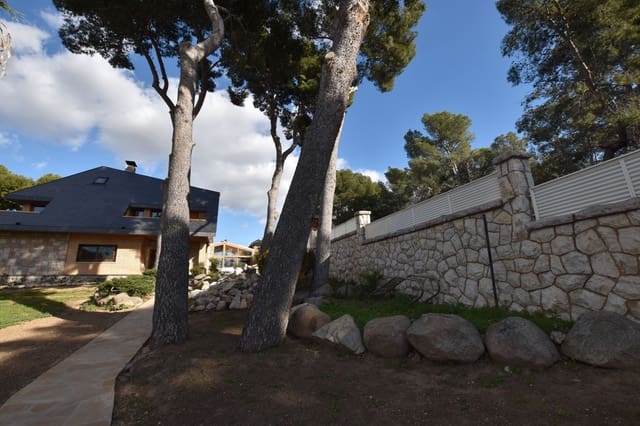 6 soverom Villa til salgs i Salou med svømmebasseng garasje - € 2 700 000 (Ref: 5908199)