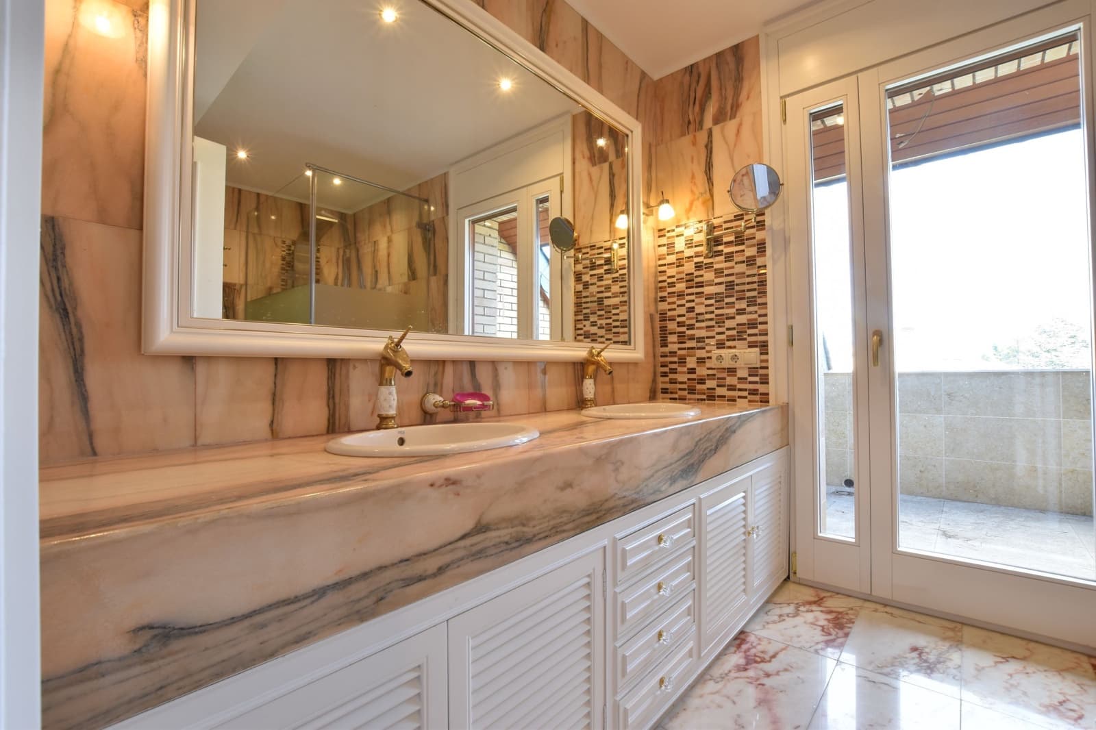 6 soverom Villa til salgs i Salou med svømmebasseng garasje - € 2 700 000 (Ref: 5908199)