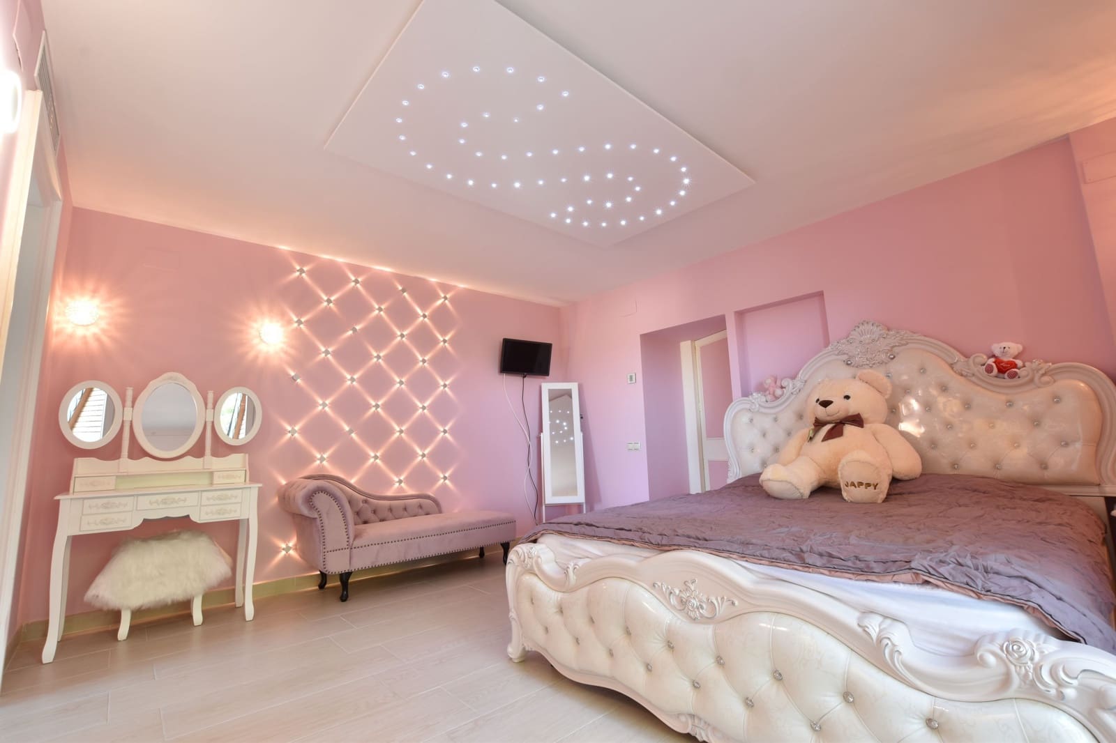 6 soverom Villa til salgs i Salou med svømmebasseng garasje - € 2 700 000 (Ref: 5908199)