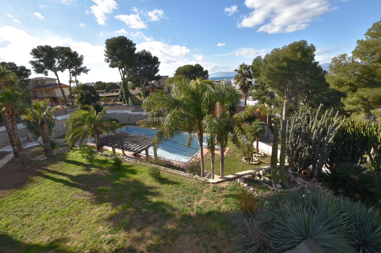 6 soverom Villa til salgs i Salou med svømmebasseng garasje - € 2 700 000 (Ref: 5908199)