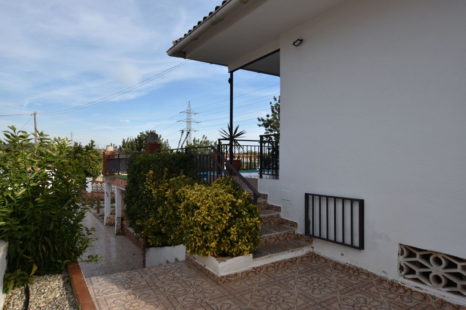 4 bedroom Villa for sale in La Pobla de Montornes with pool garage - € 390,000 (Ref: 7448423)