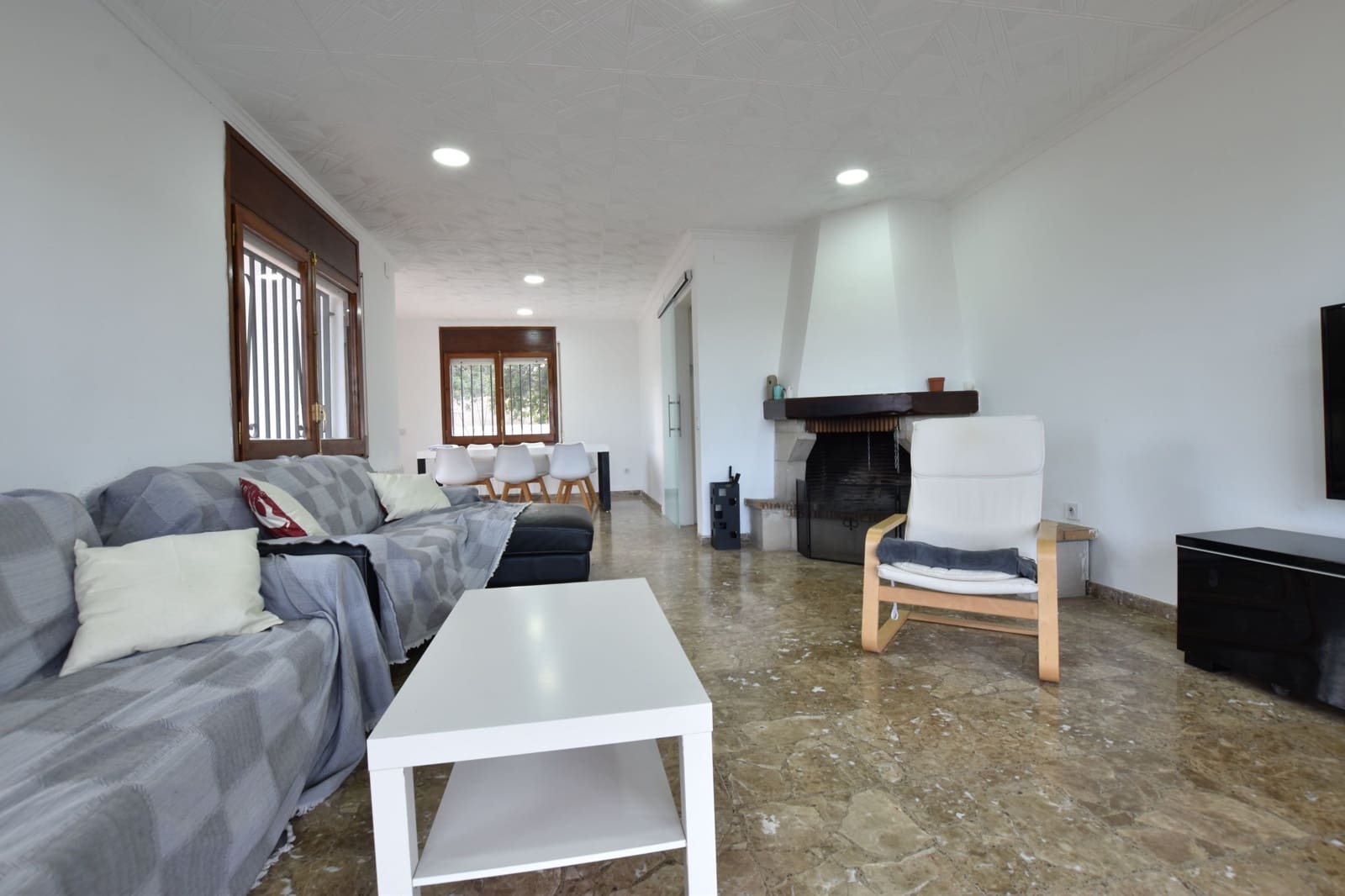 4 bedroom Villa for sale in La Pobla de Montornes with pool garage - € 390,000 (Ref: 7448423)