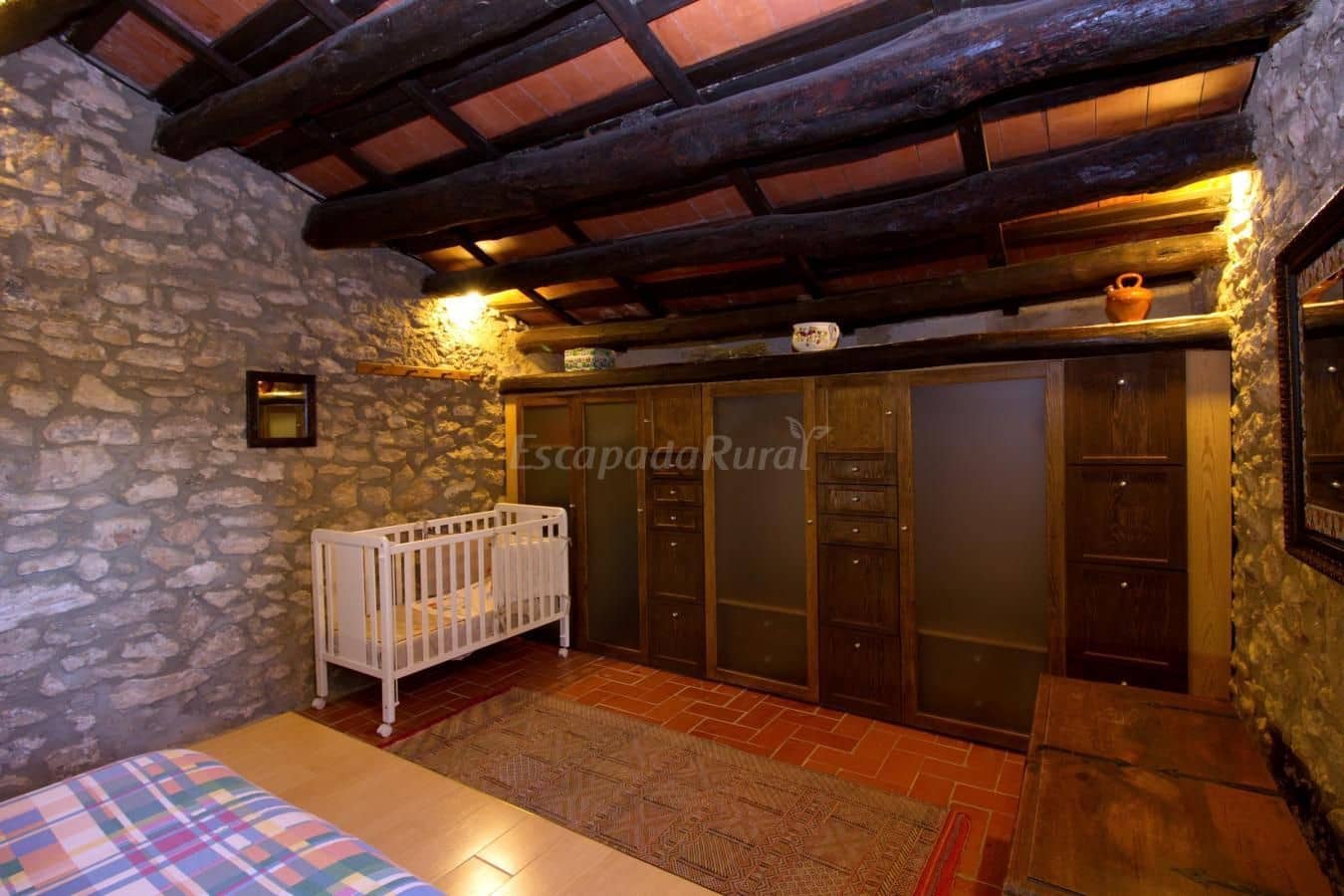 4 soveværelse Finca/Landehus til salg i El Catllar med swimmingpool garage - € 1.050.000 (Ref: 7563450)