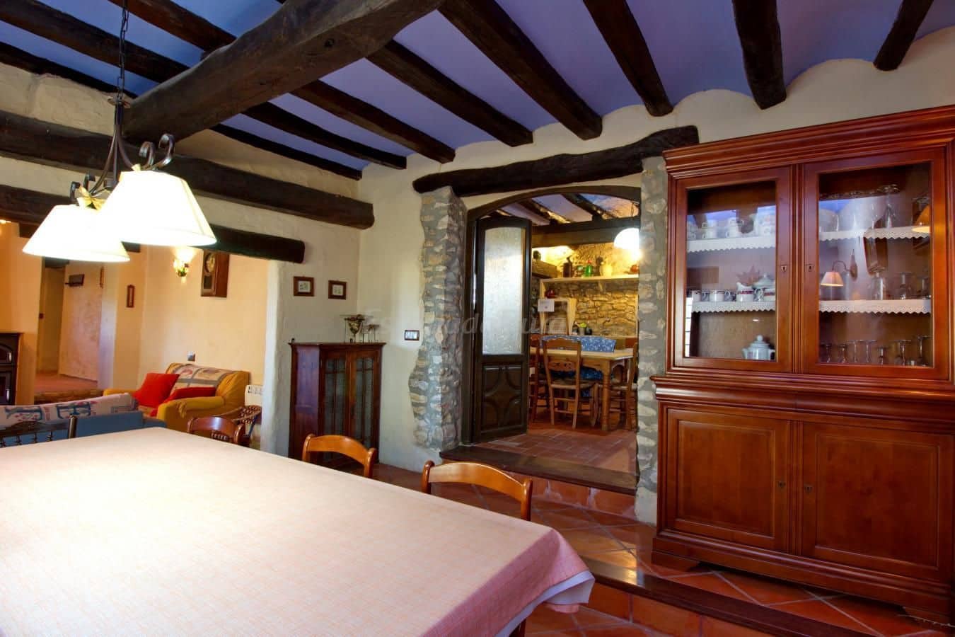 4 soveværelse Finca/Landehus til salg i El Catllar med swimmingpool garage - € 1.050.000 (Ref: 7563450)