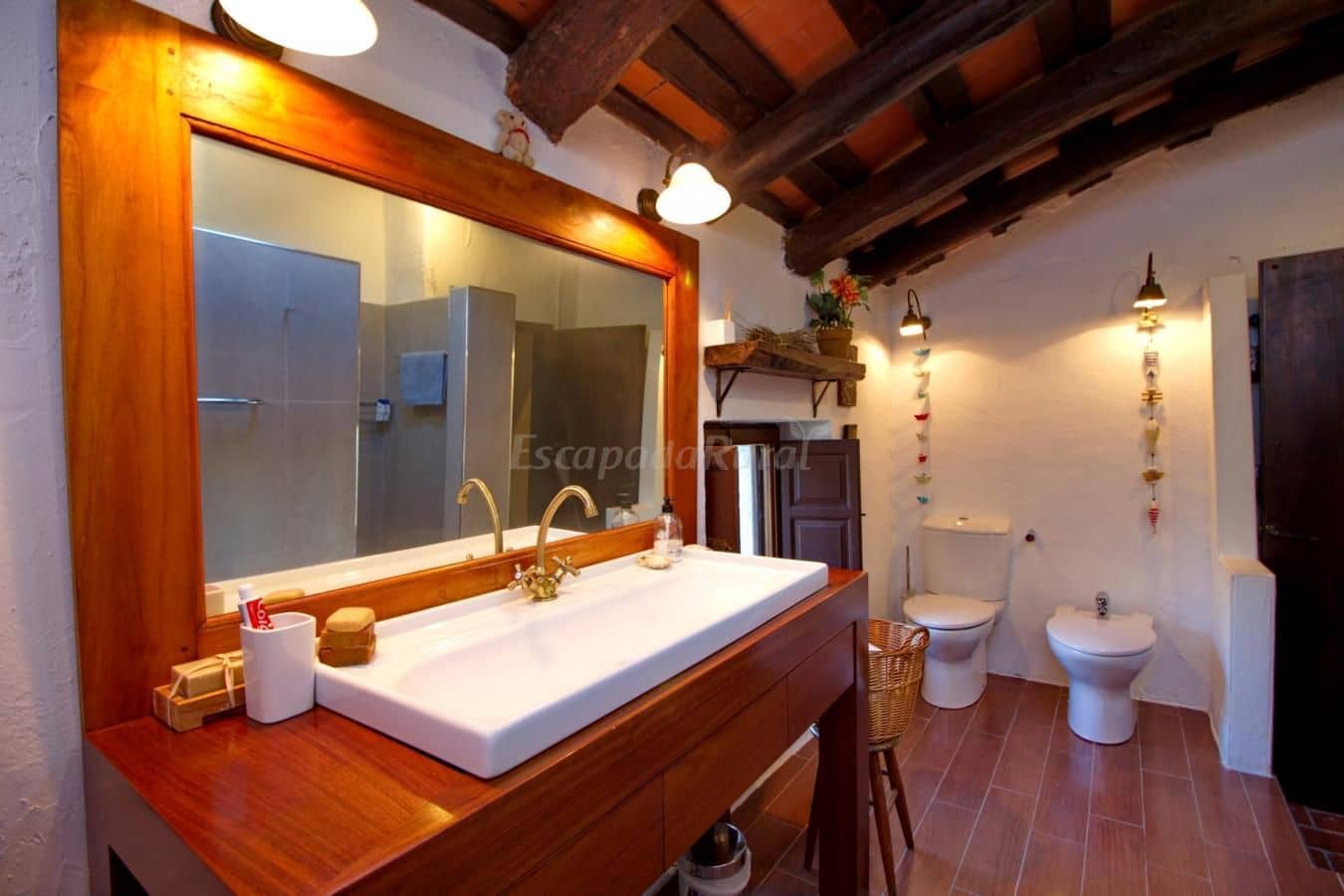 4 soveværelse Finca/Landehus til salg i El Catllar med swimmingpool garage - € 1.050.000 (Ref: 7563450)