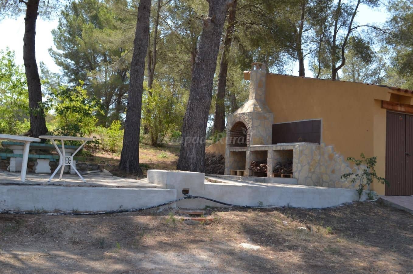 4 soveværelse Finca/Landehus til salg i El Catllar med swimmingpool garage - € 1.050.000 (Ref: 7563450)