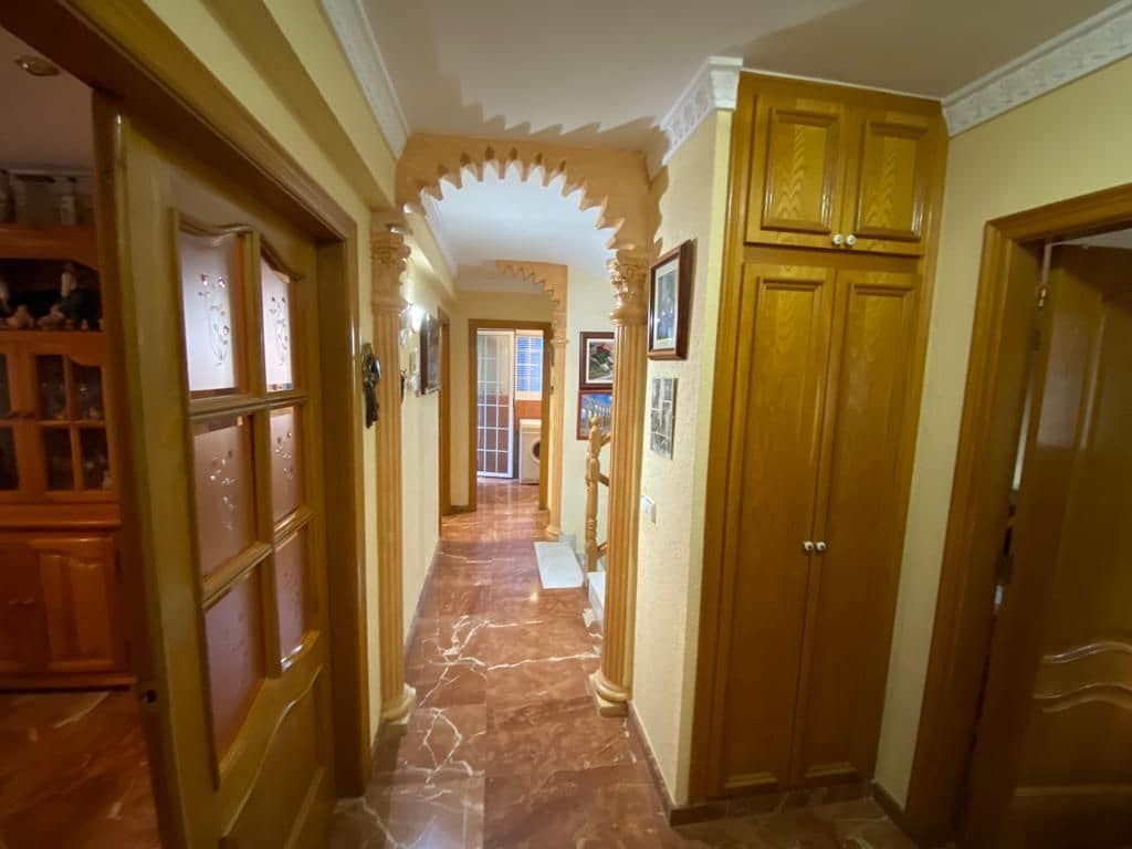 4 soverom Kjedet enebolig til salgs i Altafulla med garasje - € 370 000 (Ref: 7899228)