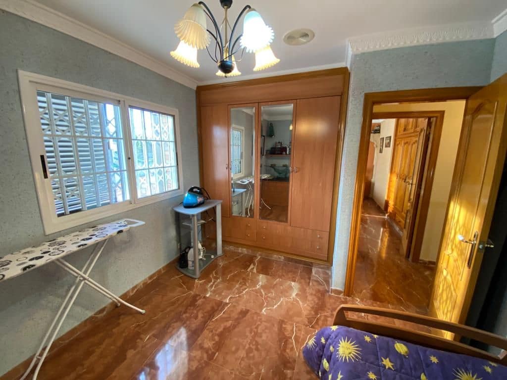 4 soverom Kjedet enebolig til salgs i Altafulla med garasje - € 370 000 (Ref: 7899228)