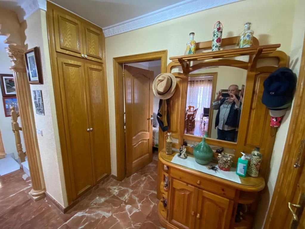 4 soverom Kjedet enebolig til salgs i Altafulla med garasje - € 370 000 (Ref: 7899228)