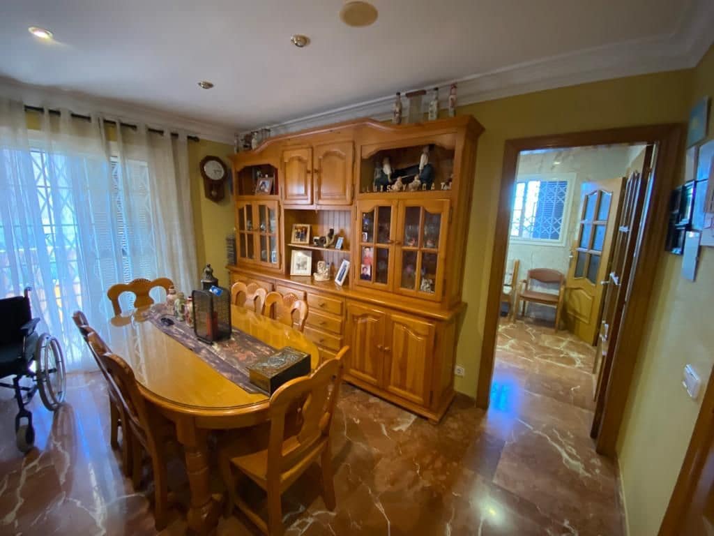 4 soverom Kjedet enebolig til salgs i Altafulla med garasje - € 370 000 (Ref: 7899228)